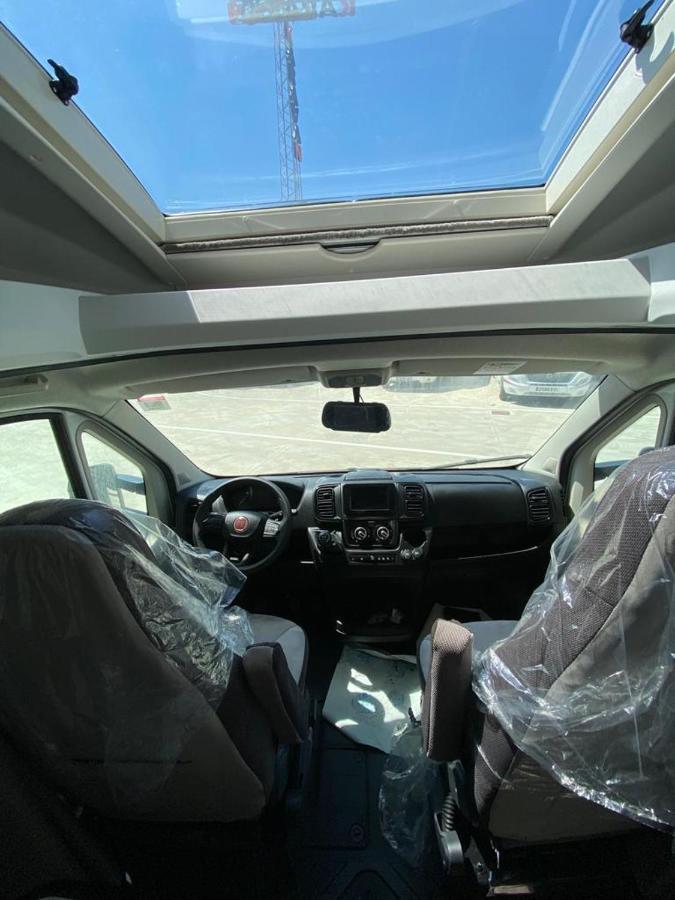 Magnifica Autocaravana Adria Matrix Axess 670Sl Granada Exteriér fotografie